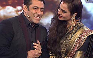 Bigg Boss 8: Rekha is Scared of Bigg B