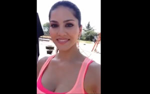 Sunny Leone wishes her fans on Diwali