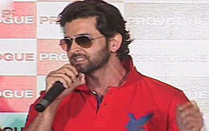 Hrithik Roshan Says 'NO' To Divorce!