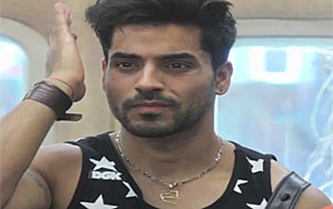 Bigg Boss 8 : Gautam Gulati is Depressed!