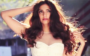 Sonam Kapoor shoots for Filmfare