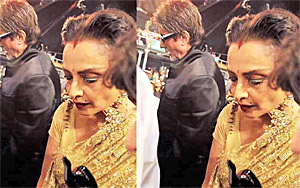 Rekha Wears SINDOOR For Big B