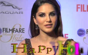 Bollywood Stars Wishing Holi 2015 