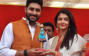 Aishwarya & Abhishek Celebrate Gudi Padwa