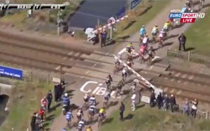 Train Interferes With Paris - Roubaix 2015