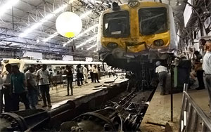 Mumbai Local Ramming into Churchgate Station