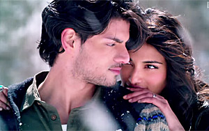 Sooraj & Athiya overcome fear with love! - 'Hero' Promo