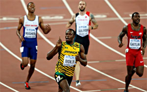 Usain Bolt beats Justin Gatlin 200m final