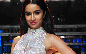 Shraddha Kapoor's RETRO Look At LFW 