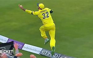 Glenn Maxwell brilliant catch on boundary Vs England