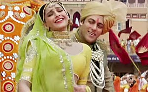 'Prem Ratan Dhan Payo' Title Song ft. Salman Khan & Sonam