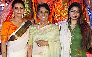 Kajol Celebrates 'Durga Puja' With Family