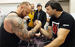 Arm Wrestling: Devon Larratt vs. Game of Thrones The Mountain