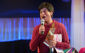 Must Watch: 'FAN' Teaser