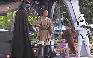 Little Jedi Kid Fights Like Crazy At Disneyland’s Jedi Training Academy