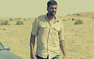 Ek Bande Ka Roz Phone Aata Hai Mujhe Yaar Promo - 'Airlift'