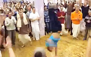 Lord Krishna Devotees In Italy Dancing To A Hip-Hop Hare-Krishna