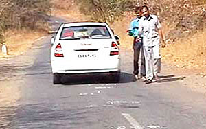 Aanti-Gravity road Stretch in Gujarat