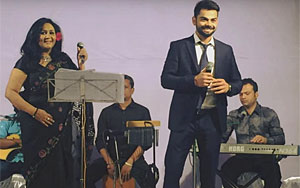 Virat Kohli Singing Jo Wada Kiya Woh Nibhana Padega