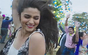 Buddhu Sa Mann Song -  'Kapoor & Sons'