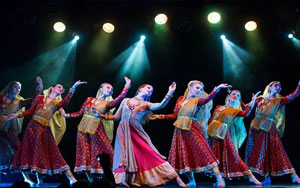 Awesome: Polish Dancers Perform 'Deewani Mastani' Song