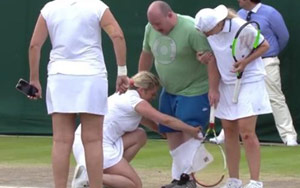 Kim Clijsters invites Wimbledon heckler to play in skirt