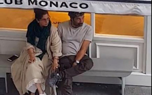 Watch: Dimple Kapadia-Sunny Deol indulge in some PDA in London