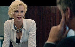 Trailer of Charlize Theron's 'Gringo'