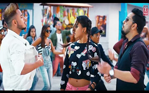 Kalesh Song by Millind Gaba, Mika Singh