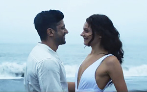 Jaane Ye Kyun Kiya Music Video by Farhan Akhtar