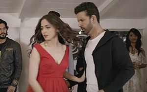 Singer: Soham Naik<br>
Composed by Anurag Saikia<br>
Lyrics: Kunaal Vermaa<br>
Video Director: Rahul Sud<br>
Cast: Aamir Ali, Sanjeeda Sheikh, Jitesh Thakur and Spandana Palli