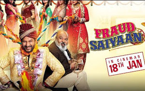 Dialogue promo of Fraudster Bhola Prasad Tripathi aka Arshad Warsi`s upcoming comedy film `Fraud Saiyaan`<br>
Directed by Sourabh Shrivastava<br>
Cast: Arshad Warsi, Saurabh Shukla, Sara Loren, Kanchan Awasthi, Mihika Verma, Deepali Pansare