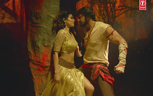 Watch video song teaser of Dil Jaaniye song from Pehlwaan New Hindi Movie.<br>
Starring: Kichcha Sudeepa, Suniel Shetty, Aakanksha Singh, Sushant Singh, Kabir Duhan Singh, Sharath Lohitashwa<br>
Director: S. Krishna