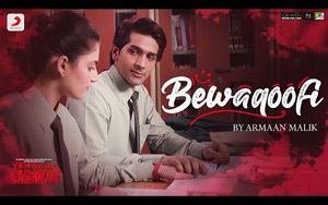 Presenting a beautiful love song from the film Yeh Saali Aashiqui titled Bewaqoofi.<br>
Singer: Armaan Malik<br>
Music: Hitesh Modak<br>
Lyrics: Tanveer Gazi<br>
Cast: Vardhan Puri, Shivaleeka Oberoi<br>
Director: Cherag Ruparel