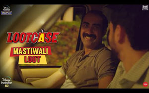 From running to screaming and finally finding the red suitcase, it has been a rollercoaster ride called #Lootcase!<br>
Directed by Rajesh Krishnan<br>
Cast: Kunal Khemu, Rasika Dugal, Vijay Raaz, Ranvir Shorey, Gajraj Rao