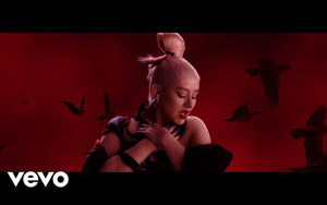 Christina Aguilera - Loyal Brave True