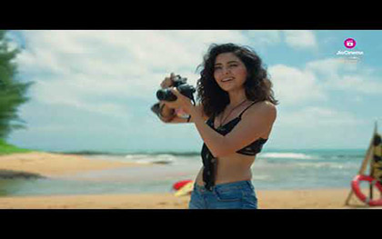 Honeymoon Photographer Promo - JioCinema Premium