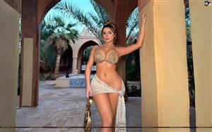 Demi Rose