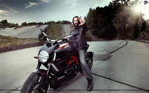 Keanu Reeves
