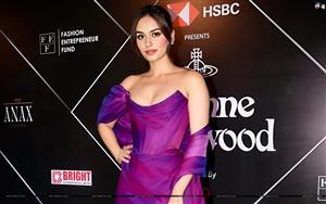 Manushi Chhillar
