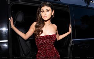 Mouni Roy