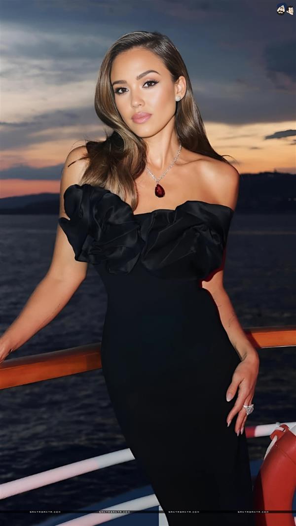Jessica Alba