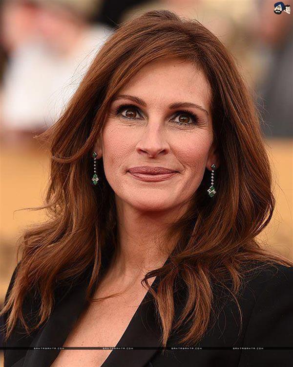 Julia Roberts