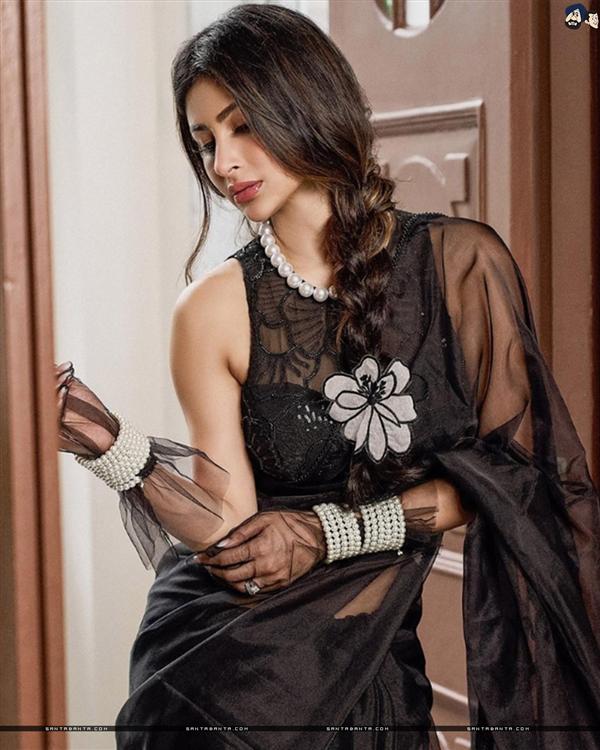 Mouni Roy