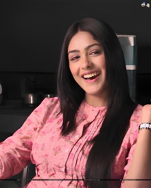Mrunal Thakur