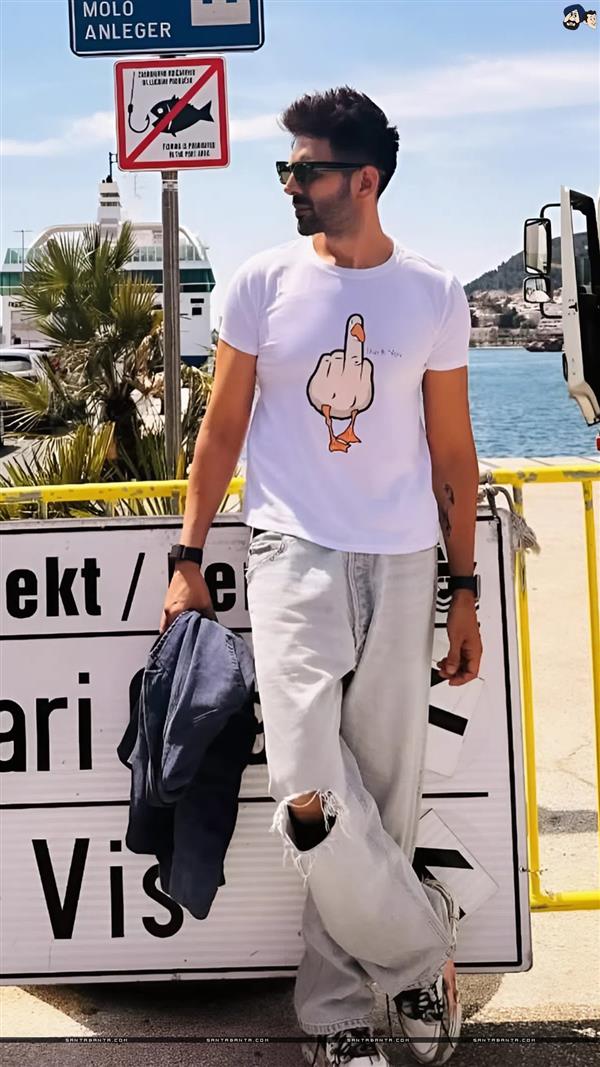 Kartik Aaryan